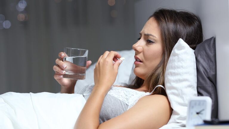 7 smart sleep tips to keep the sneezes at bay
